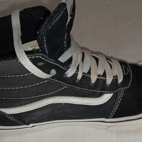 Adidas off the wall high-tops - Picture 6 of 10